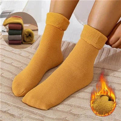 גרבי רצפת נשים מטושטשות